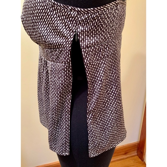 Ann Taylor Spaghetti Strap V-Neck Empire Cut Top - Picture 4 of 8